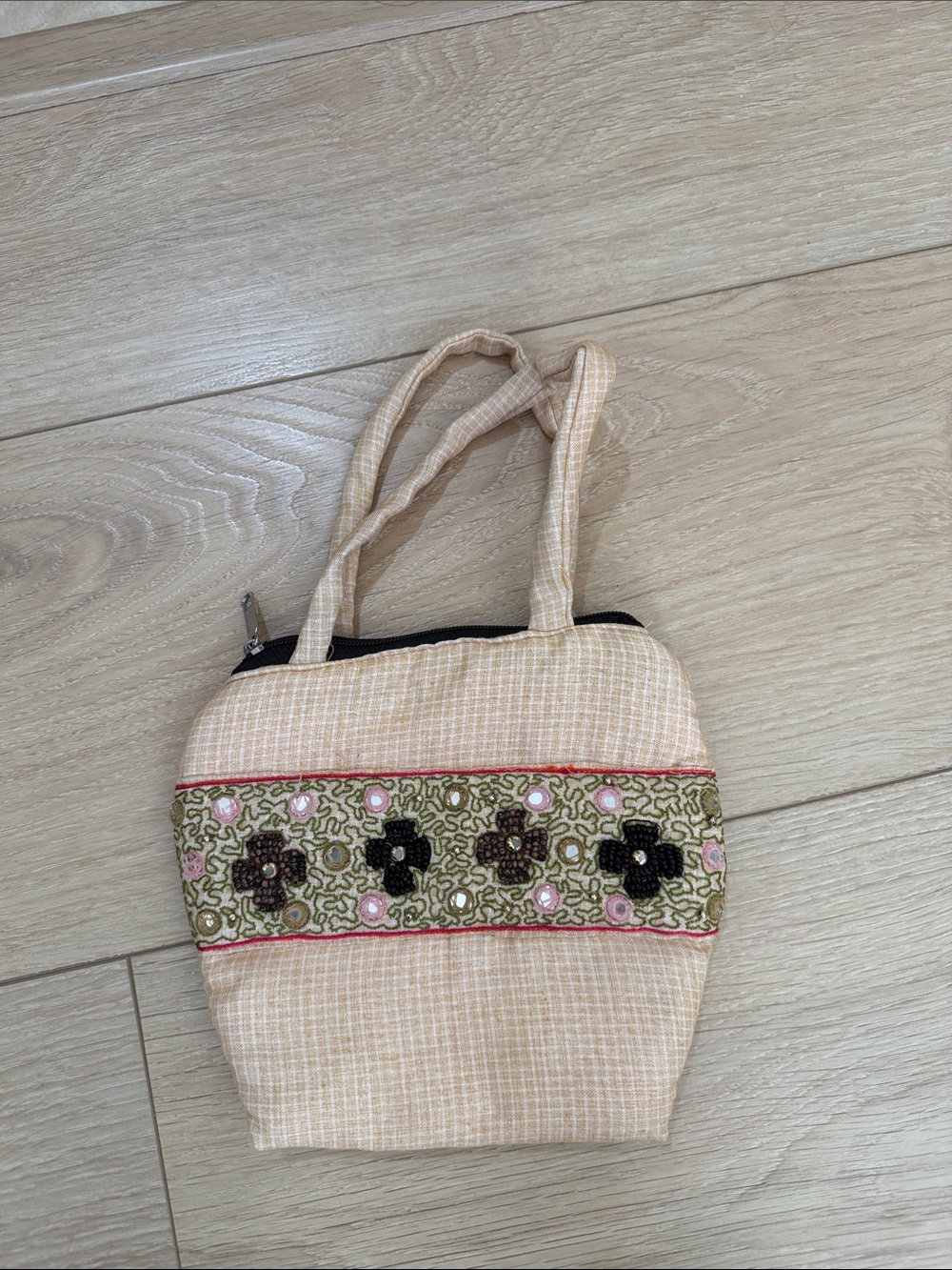 Beige Embroidered Small Floral Bag